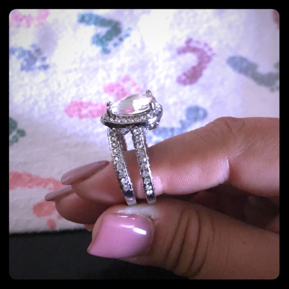 Size 10 fashion ring
